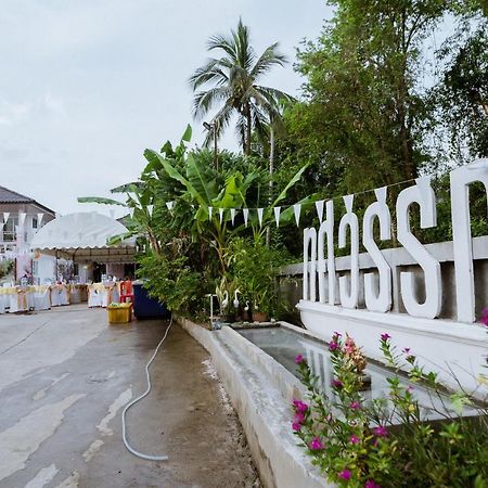 Thosawan Resort ทศวรรณ รีสอร์ท Khong Chiam Exterior foto